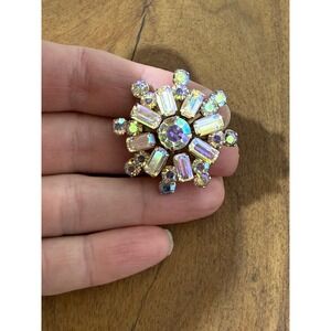 Vintage Aurora Borealis Rhinestone Snowflake Brooch Gold Tone Sunburst Pin